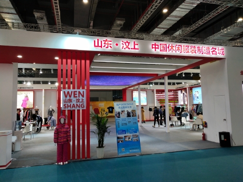 珂妮卡服饰：时尚潮流新动向
